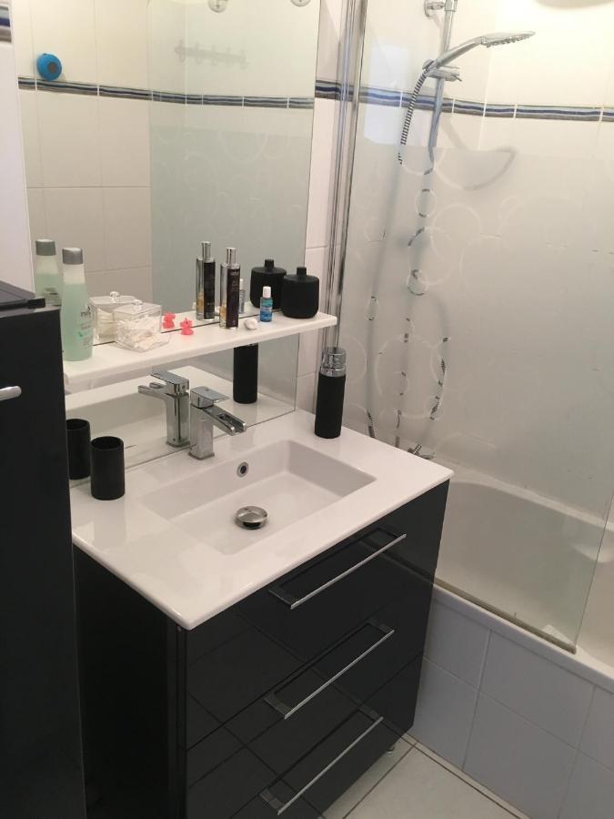2 Pieces - Quartier Calme - Parking Gratuit Apartment Metz Ngoại thất bức ảnh